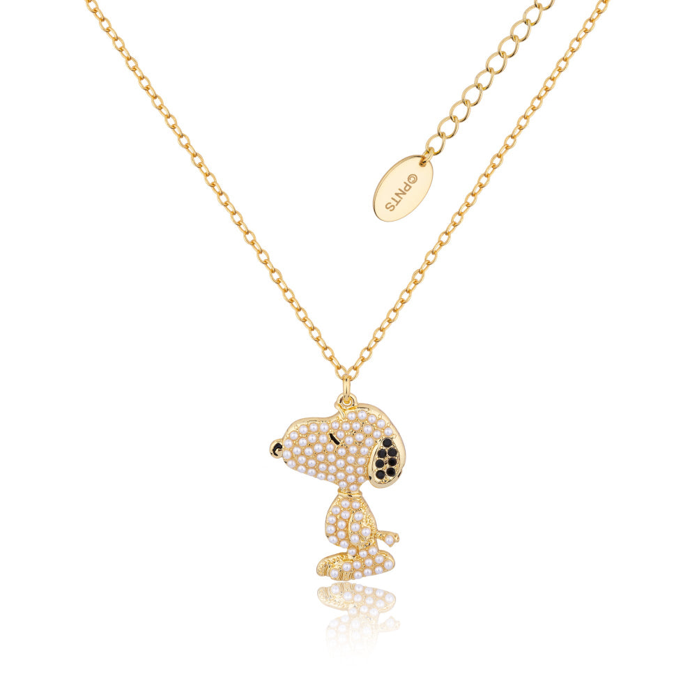 Gold necklace with a Snoopy mini pearl pendant on a white background