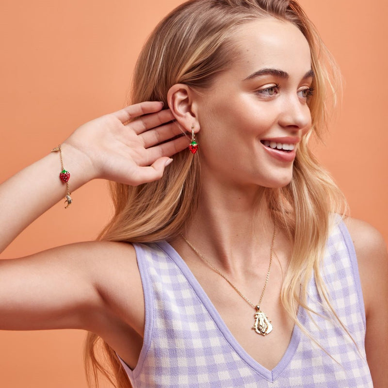 CK_Streets_Strawberry_Paddle_Pop_Max_Lion_Jewellery_On_Model