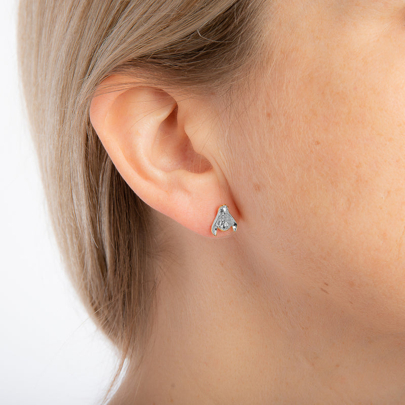 Disney_Couture_Kingdom_Winnie_the_Pooh_Jewellery_eeyore_earrings_on_model