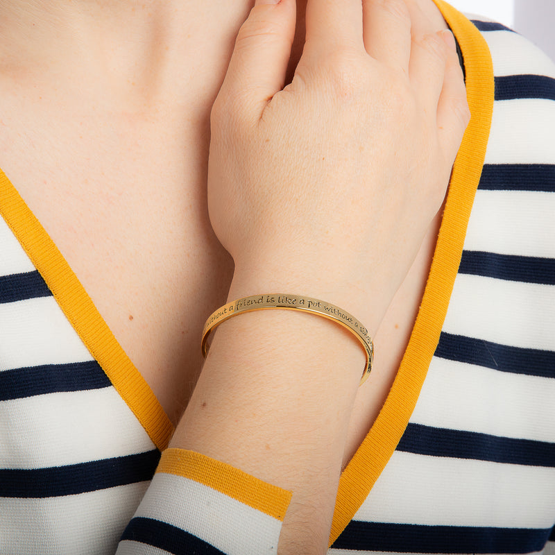 Disney_Couture_Kingdom_Winnie_the_Pooh_Jewellery_Friendship_Bangle_on_Model_Top_View