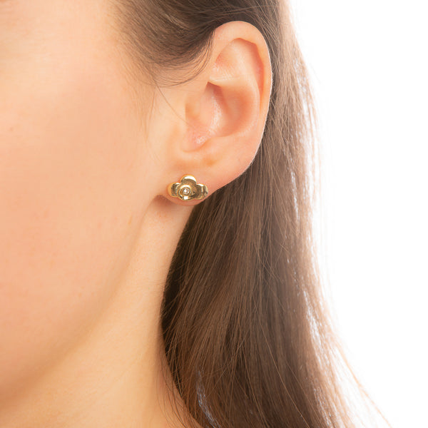 Model_wearing_Disney_Mulan_Earrings_Yellow_Gold_Warrior_Symbol