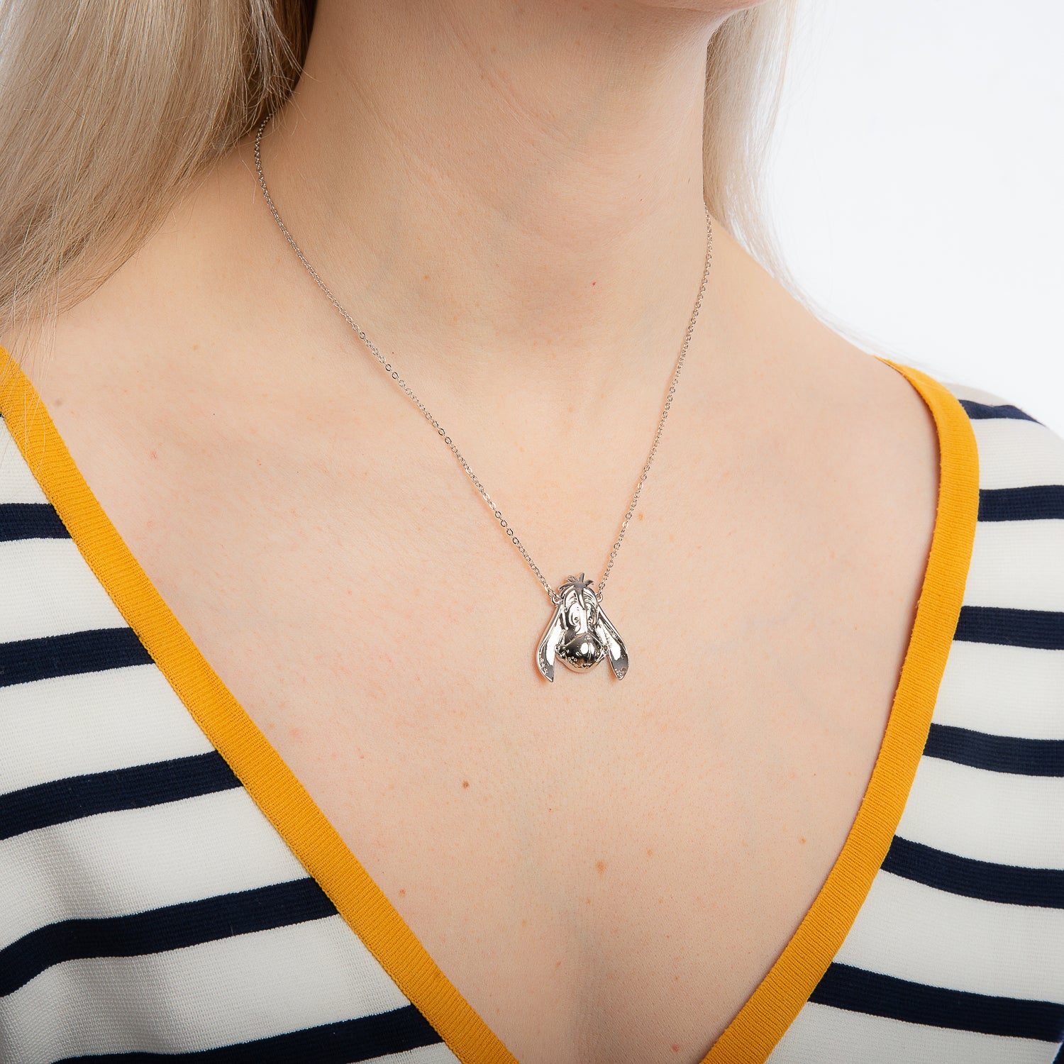 Disney_Winnie_The_Pooh_Eeyore_Necklace_on_Model
