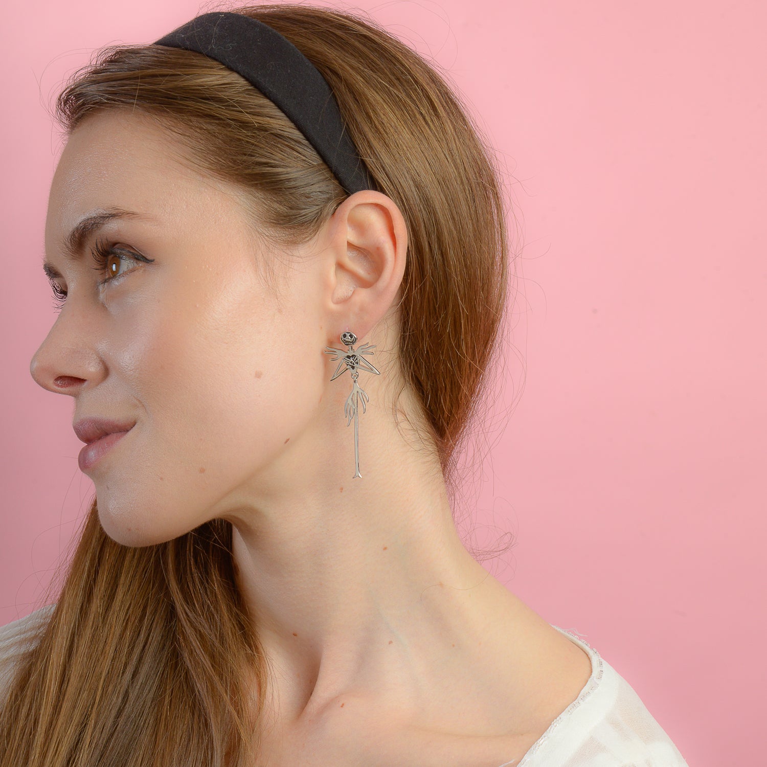 Model_wearing_Jack_Skellington_Drop_earrings_Couture_kingdom_Disney_White_Gold